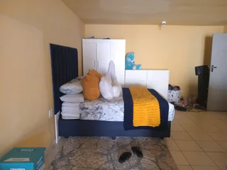 Apartfor rental R5500.00 Noordwyk