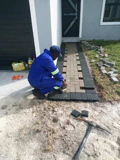 Paving installation