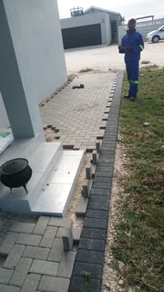 Paving installation