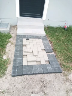 Paving installation