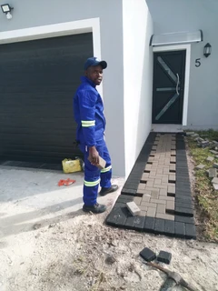 Paving installation