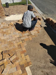 Wheat stone full bricks paving