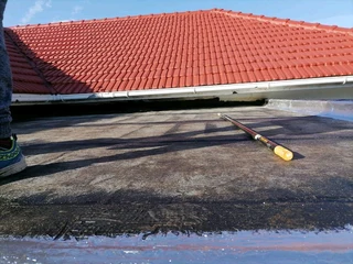 Painting walls and ceiling