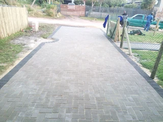 Cement normal bond paving