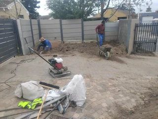 Grey paving and Slabs paving