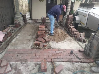 Otom full brick paving