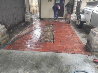 Otom full brick paving