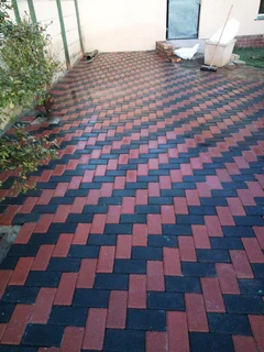 Bond paving