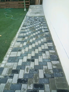 All colours paving