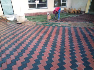 All colours paving