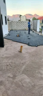 Bond paving installation