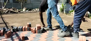 Paving bond pavers