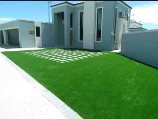 BEST ARTIFICIAL LAWN