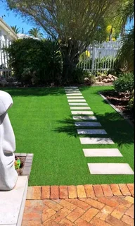 BEST ARTIFICIAL LAWN