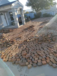 Wheat stone half brick
