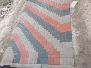 All colours bond paving