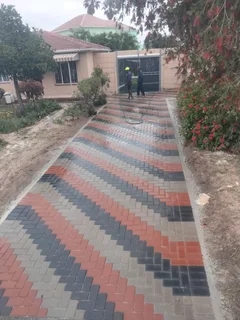 All colours bond paving