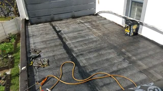 SPECIALIST DOCTOR OF THE LEAKING