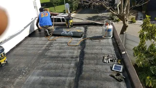 SPECIALIST DOCTOR OF THE LEAKING