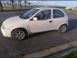 Opel Corsa lite R19999