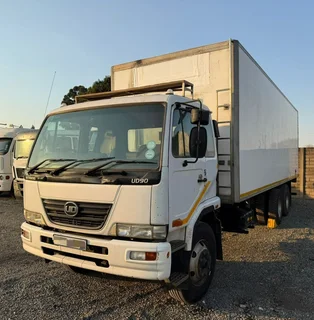 2017 Nissan UD90 6x2 Fridge Body 14TON