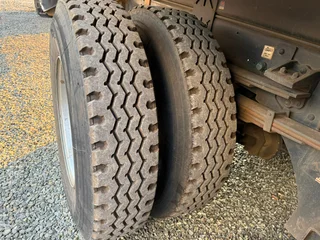 2017 Nissan UD90 6x2 Fridge Body 14TON