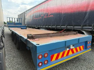 2002 Vanco Tri axle Step deck