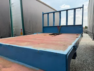2002 Vanco Tri axle Step deck