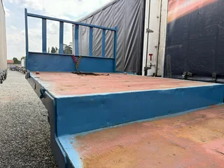 2002 Vanco Tri axle Step deck