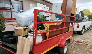 For any moving needs or removal. Contact me today. Based in Newton Park, PE Eddie 0742499810