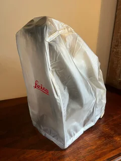 Leica DM500 microscope