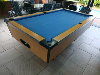 Pool table in good condition