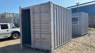 3meter converted containers for sale in Johannesburg