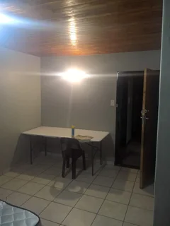 Accommodation To Rent - Hatfield (professionals, interns, students)
