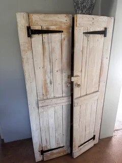 Cupboard - Ad posted by Megan