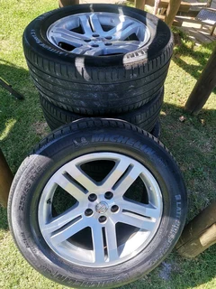 Chrysler 300C tyres and mags