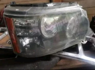 Land Rover Headlight
