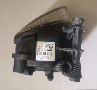 2011 Audi A5 Right forg light