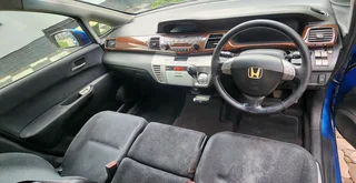 2006 Honda FR-V 2.0i for R59.999 bargain