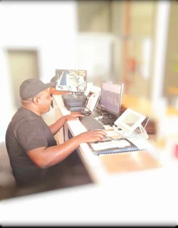 Looking For A Job As A Security Officer,cctv Camera Or Any Position Avalaible