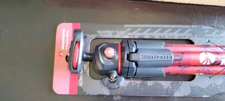 Manfrotto Off road Aluminum Tripod