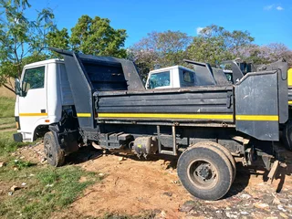 TATA 709 3cube/4ton R130 000.00 Neg