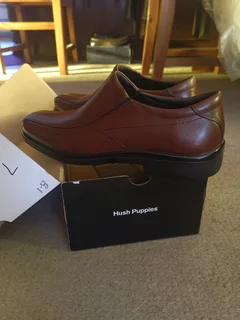 Hush puppies tan size 7