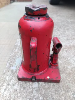 25 ton bottle jack