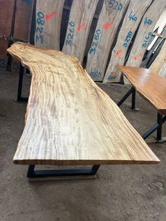 Wood dining room tables for sale in Krugersdorp. Based on Beyers Naude drive.