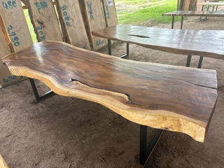 Wood dining room tables for sale in Krugersdorp. Based on Beyers Naude drive.