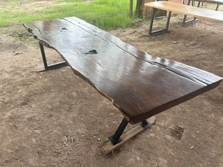 Wood dining room tables for sale in Krugersdorp. Based on Beyers Naude drive.