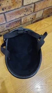 Cruiser half helmets (2 x helmets)