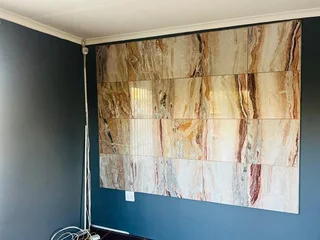 Alone standing corner house available to LET in Fleurhof ext 2