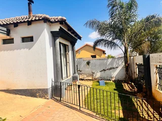 Alone standing double storey family home with 4 bedrooms is available to LET in Fleurhof